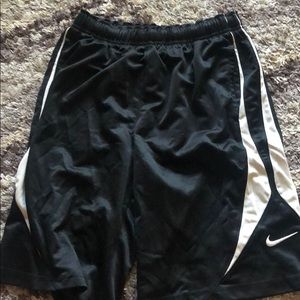 *SOLD* Nike Youth Boys Basketball Shorts